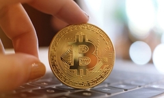 Giá Bitcoin hôm nay 4/9: Tiếp tục giảm nhẹ