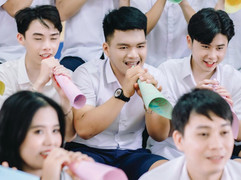 Chàng trai 10x chinh phục 12 suất học bổng ở Mỹ