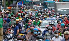 Ảnh: Người dân ùn ùn trở lại sau kỳ nghỉ lễ 2/9, cửa ngõ Thủ đô kẹt cứng