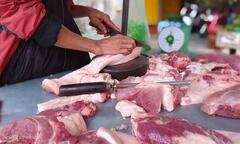 Người tiêu dùng lựa chọn thịt heo sạch ở đâu?