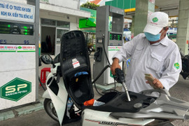 Nhiều cây xăng của Saigon Petro ở TP.HCM vẫn hoạt động dù đã bị tước giấy phép