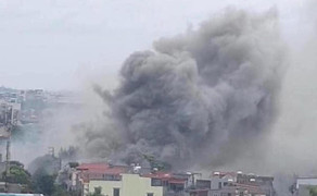 Cháy quán Bi-a Club ở Bắc Ninh, khói đen bốc lên ngùn ngụt