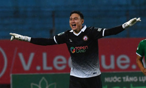 Video: Đặng Văn Lâm xuất sắc, Bình Định loại Viettel khỏi Cúp Quốc gia