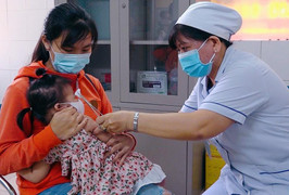 TP.HCM thiếu 2 loại vaccine chương trình tiêm chủng mở rộng