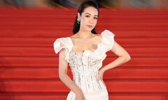 Nhật Kim Anh xuất hiện với vai trò đặc biệt tại giải thưởng Cánh diều 
