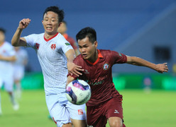 Trực tiếp bóng đá Bình Định 0-0 Hải Phòng: Đặng Văn Lâm xuất sắc