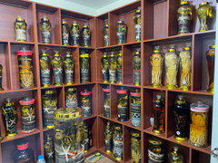 Tiếp tục thu giữ gần 1.000 lít rượu ngâm không rõ nguồn gốc, xuất xứ