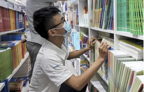 Học hai tuần vẫn thiếu sách giáo khoa: Bộ GD&ĐT vào cuộc