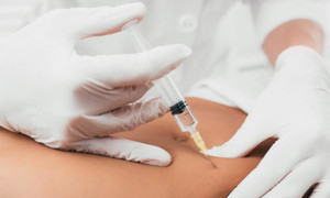 Nữ sinh Hà Nội đau đớn, hoảng loạn vì sẹo chi chít sau tiêm giảm béo ở spa