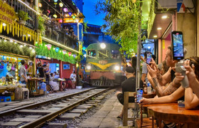 Cà phê đường tàu: Sản phẩm của thói bừa bãi, vô pháp luật