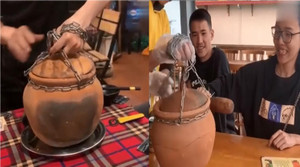 Chưng hửng với món gà đập lu 'tàng hình'