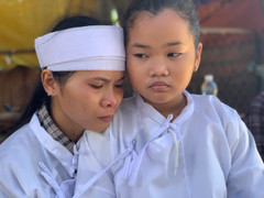 Tận cùng nỗi đau của người phụ nữ có chồng, em trai tử vong trong vụ sập tường 