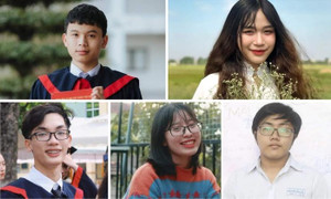 Thủ khoa các khối thi năm 2022 trúng tuyển trường đại học nào? 