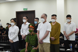 Tịch thu 2,67 triệu USD cựu Giám đốc BV Thủ Đức dùng 'chạy án' 