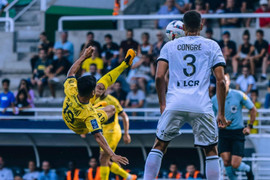 Quang Hải cần điểm tựa từ tuyển Việt Nam