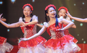 Sôi động Gala ‘Giai điệu Sơn ca 2022’