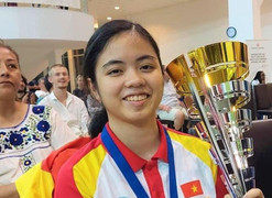 Nữ sinh lớp 11 chuyên Toán trở thành kiện tướng cờ vua thế giới
