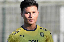 Quang Hải trở lại Việt Nam tập trung đội tuyển quốc gia