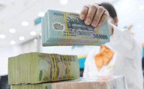 Ngân hàng Nhà nước không bỏ room tín dụng trong ngắn hạn