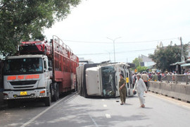 Xe tải tông hàng loạt xe máy, xe đạp ở Bình Thuận