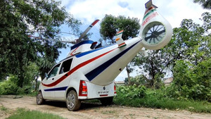 Video: Chiếc ô tô giống máy bay trực thăng ở Ấn Độ