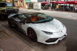 Lamborghini Huracan LP 610-4 với ngoại thất độc đáo tại TP.HCM