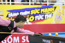 Number 1 tiếp sức 64 cơ thủ tại giải Billiards Carom 3 băng quốc tế Bình Dương