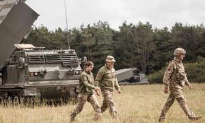 Anh cam kết chi thêm cho Ukraine 2,6 tỷ USD đối phó với cuộc xung đột của Nga