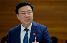 Đình chỉ các chức vụ trong Đảng, ông Phạm Xuân Thăng là Bí thư hay cựu Bí thư?