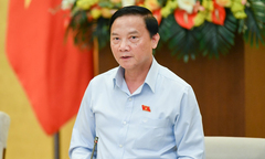 Phó Chủ tịch Quốc hội: Bác sĩ chuyển từ công sang tư chứ đi đâu mà sợ
