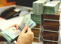 Doanh nghiệp Việt tuần qua: Nhiều nơi báo lãi kỷ lục, ào ạt mua lại trái phiếu