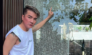 Sao Việt 25/9: Biệt thự triệu đô của Mr. Đàm bị người lạ bắn vỡ cửa kính