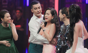 Lâm Vỹ Dạ ngượng đỏ mặt khi được trai đẹp ôm trên truyền hình