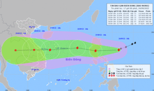 Siêu bão Noru đi nhanh, miền Trung sẵn sàng sơ tán hơn 868.000 người