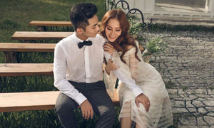 Sao Việt 27/9: Khoe ảnh cưới ngọt ngào, Phan Hiển trêu chọc Khánh Thi