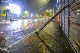 Người dân Đà Nẵng ‘cửa đóng then cài’ trước giờ siêu bão Noru đổ bộ