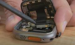 Bên trong chiếc Apple Watch đắt ngang iPhone