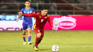 Quang Hải phô diễn đẳng cấp, tìm lại cảm hứng ở tuyển Việt Nam