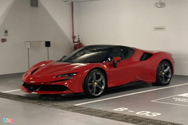 Ferrari SF90 Spider đầu tiên xuất hiện tại Việt Nam