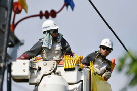 Bộ Công Thương kiểm tra giá thành điện của EVN