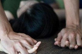Ngủ nhờ nhà hàng xóm, bé gái ở Đắk Lắk bị chủ nhà hiếp dâm