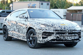 Lamborghini Urus Plug-in Hybrid lộ diện