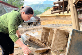 Nghệ An: Trưởng phòng GD&ĐT kêu gọi ‘bớt chút chi tiêu’ giúp giáo viên sập nhà