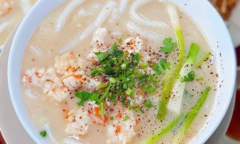 Bánh canh mặn nước cốt dừa - món ăn lạ miệng mang hồn quê miền Tây