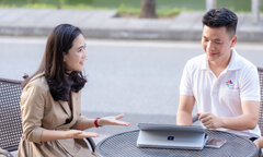 Các chuyên gia ‘chắp cánh’ cho startup tại Chung kết Viet Solutions 2022