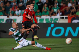Trực tiếp bóng đá Omonia Nicosia 2-3 Man Utd: Ronaldo liên tiếp bỏ lỡ cơ hội