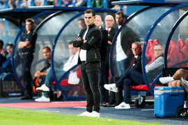 Đội Quang Hải vùng vẫy trụ hạng, HLV tuyên bố không 'đá cho vui'