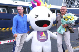 Tàu du lịch 5 sao Le Lapérouse đưa hơn 200 du khách đến Đà Nẵng