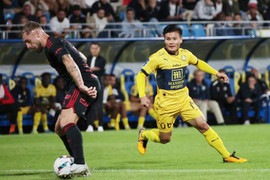 Quang Hải ghi bàn đầu tiên cho Pau FC: Tuyển Việt Nam tiếp thêm động lực