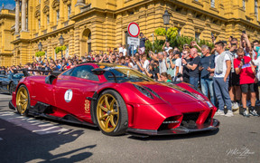 Top 10 mẫu xe có giá bán cao nhất thế giới